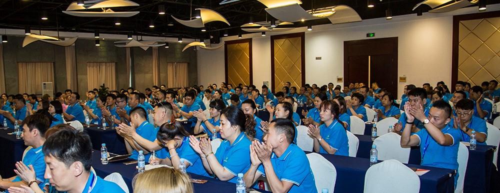 经销商与客户风采展示